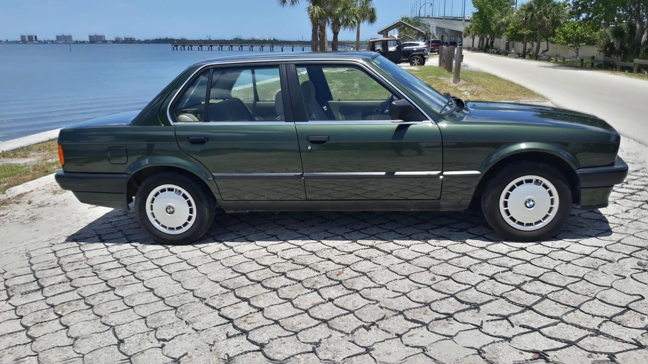 1987 BMW E30 3 Series - Image 14 of 31