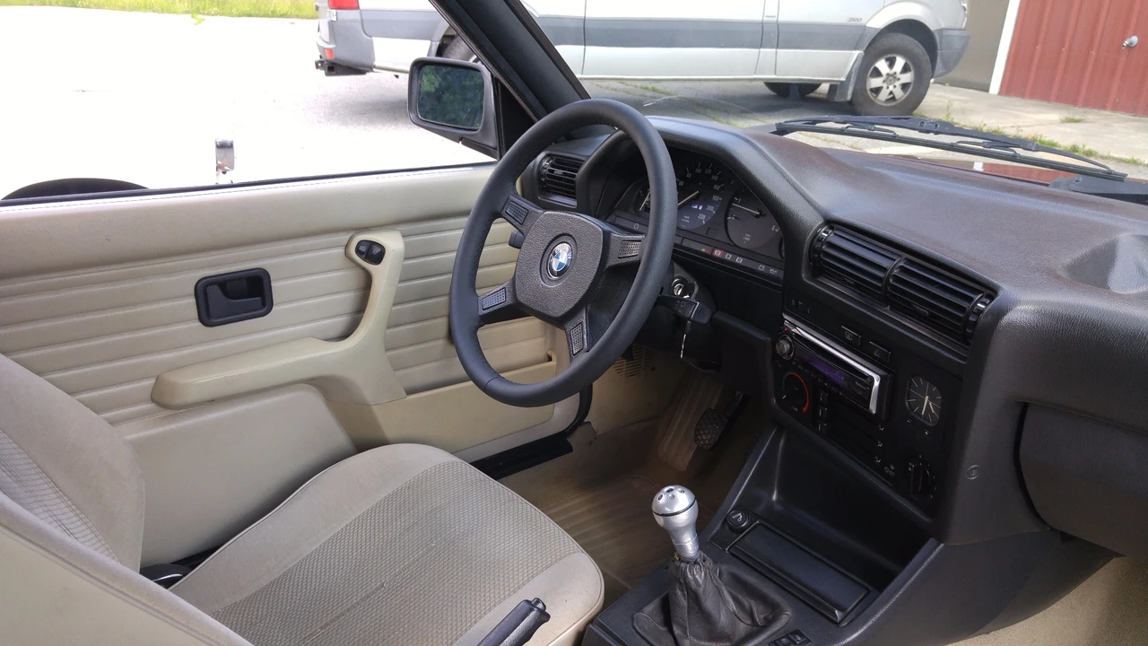 1987 BMW E30 3 Series - Image 30 of 31