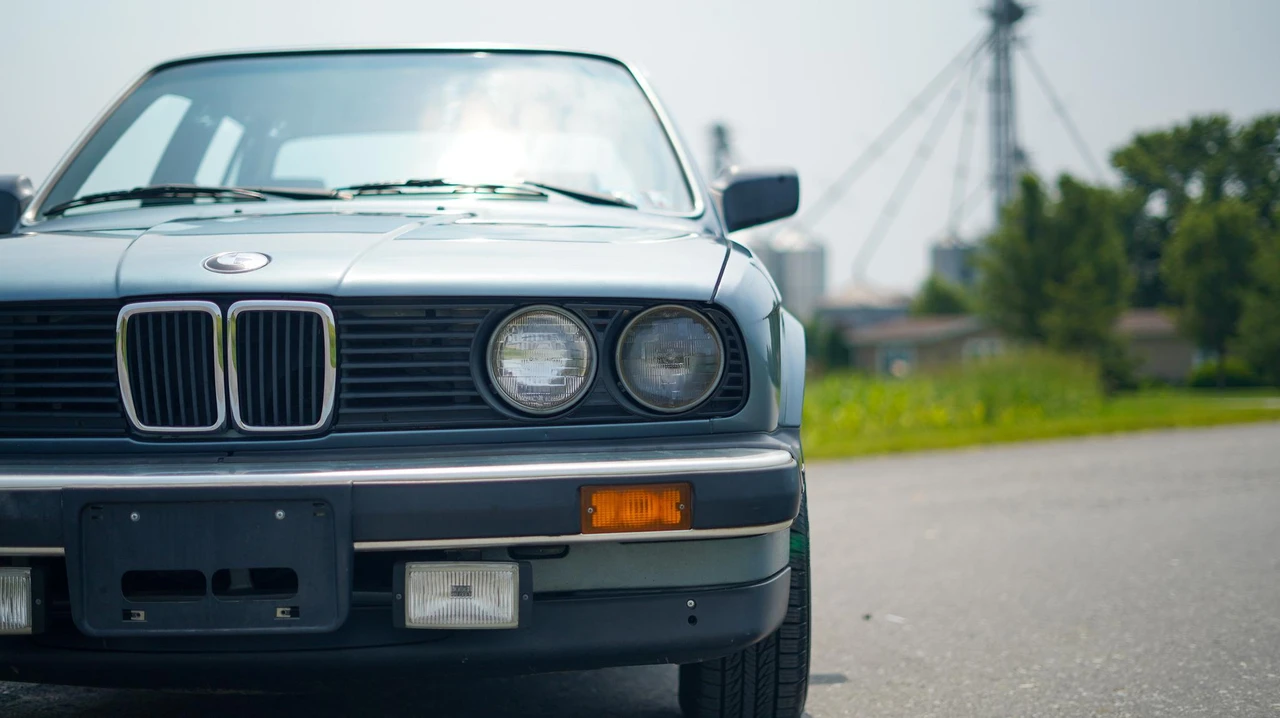 1987 BMW E30 3 Series - Image 25 of 31