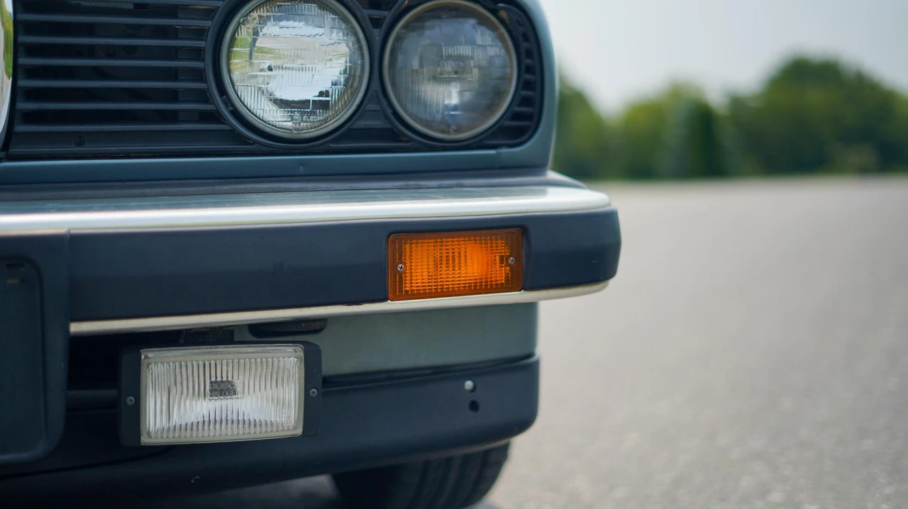 1987 BMW E30 3 Series - Image 23 of 31