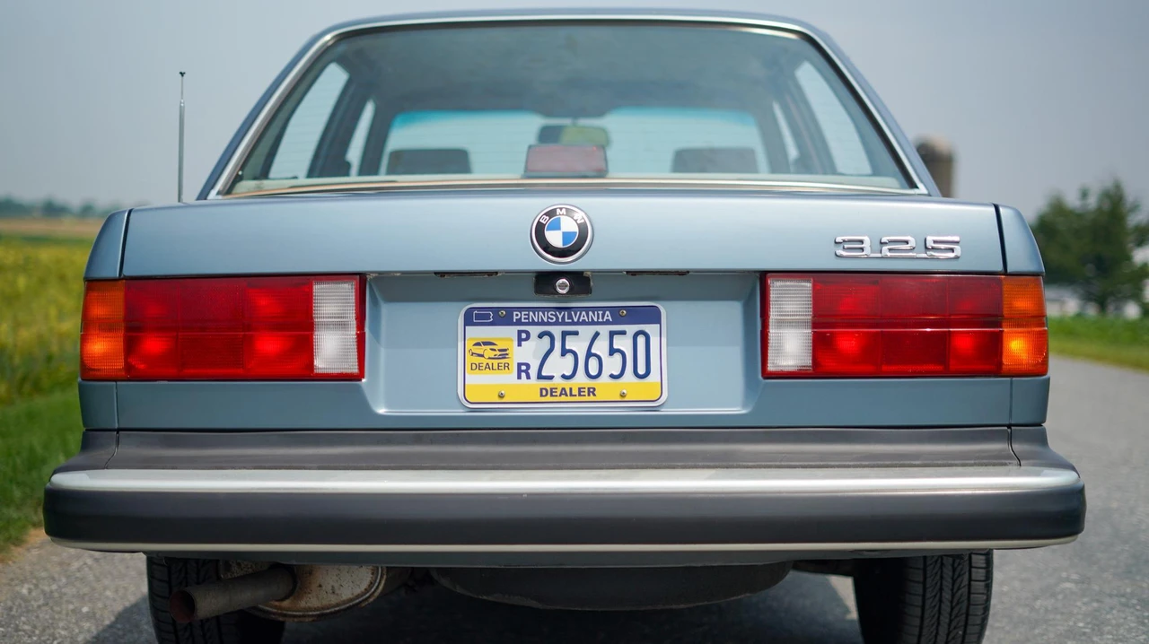 1987 BMW E30 3 Series - Image 11 of 31