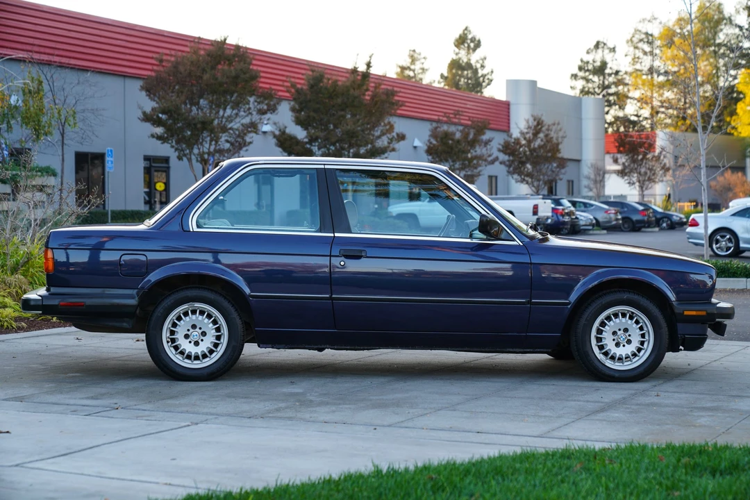 1987 BMW E30 3 Series - Image 9 of 31