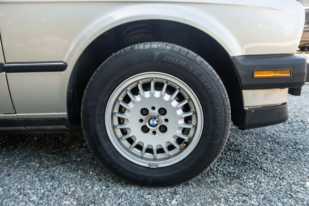 1987 BMW E30 3 Series - Image 27 of 31