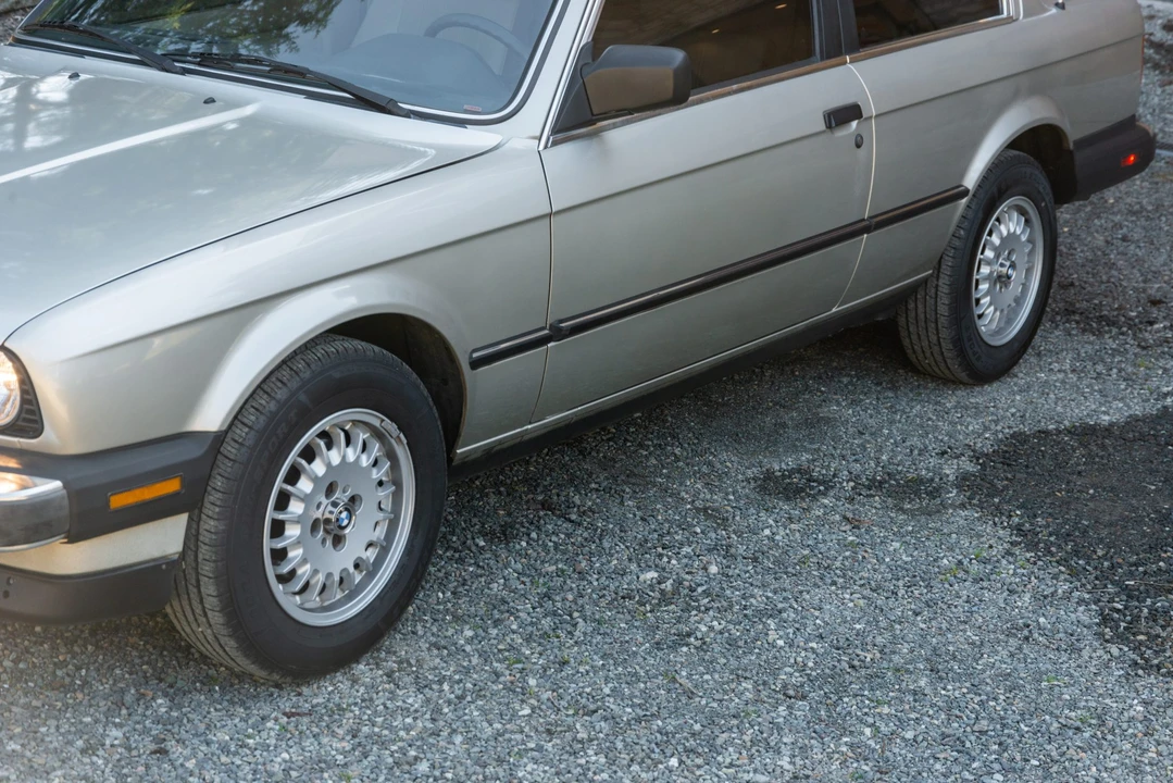 1987 BMW E30 3 Series - Image 17 of 31