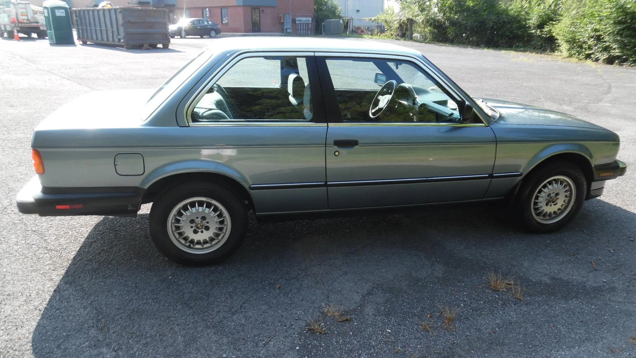 1987 BMW E30 3 Series - Image 4 of 31