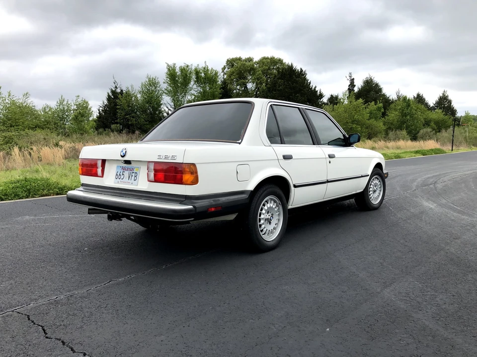 1987 BMW E30 3 Series - Image 5 of 31
