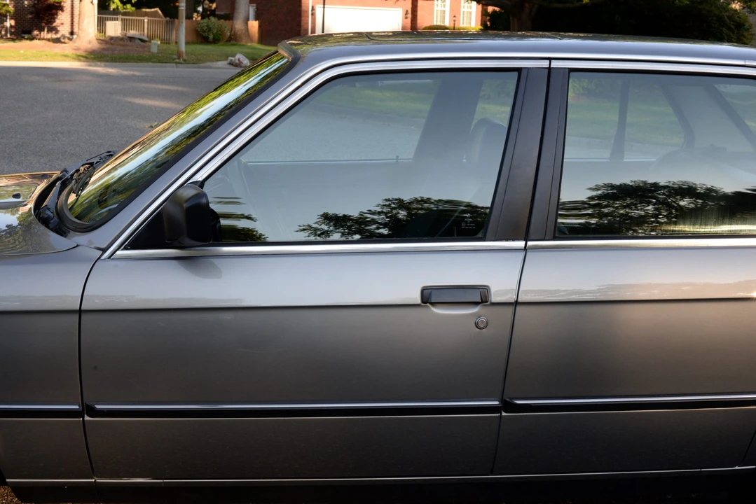 1987 BMW E30 3 Series - Image 14 of 31