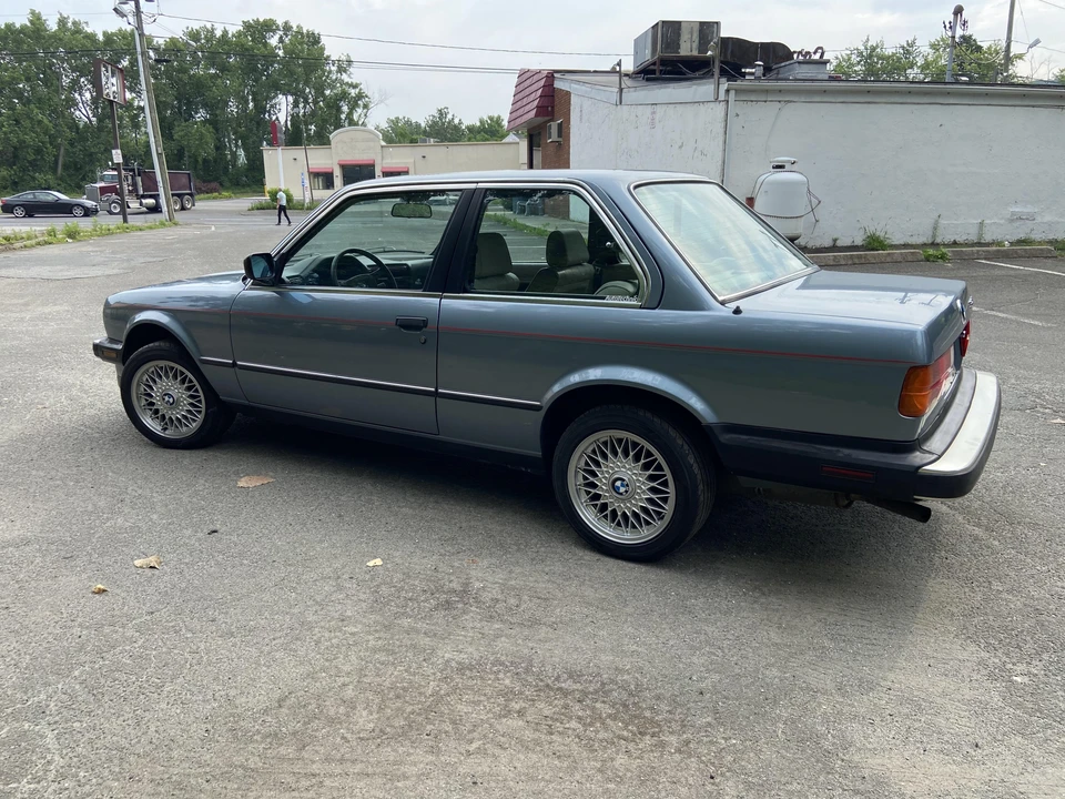 1987 BMW E30 3 Series - Image 9 of 31