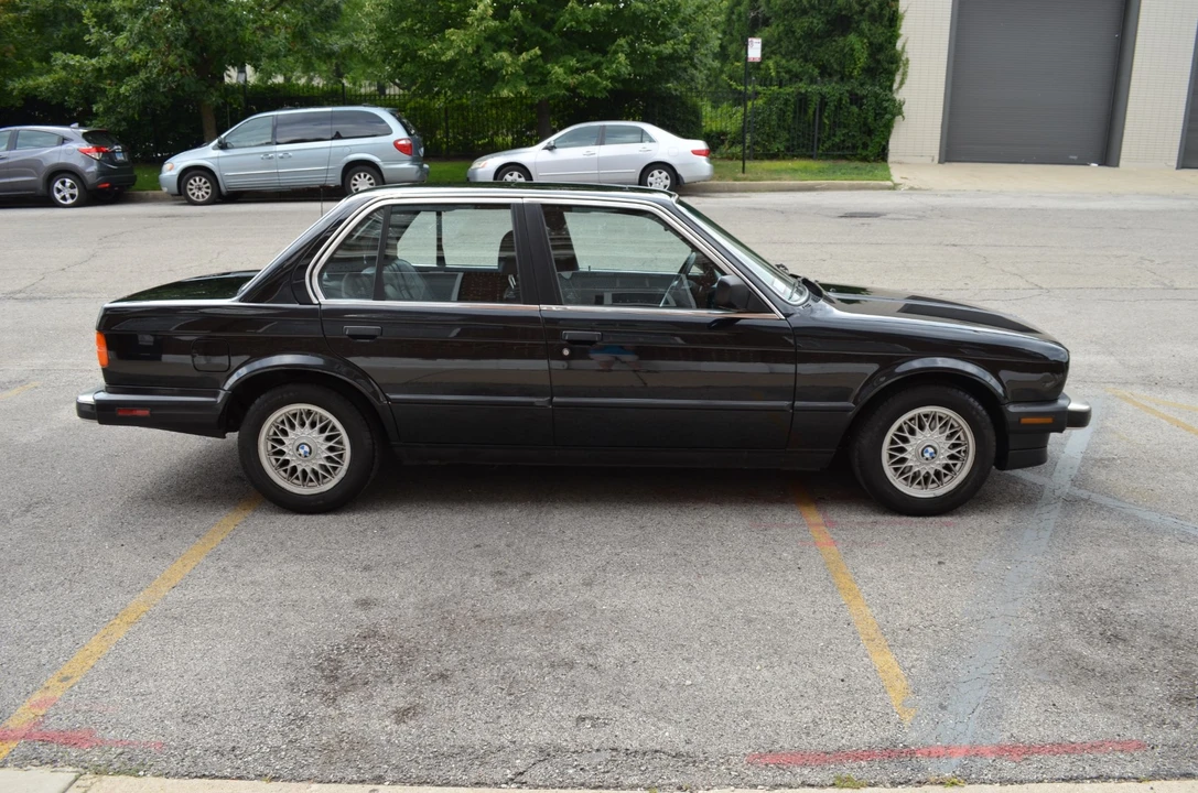 1987 BMW E30 3 Series - Image 8 of 31