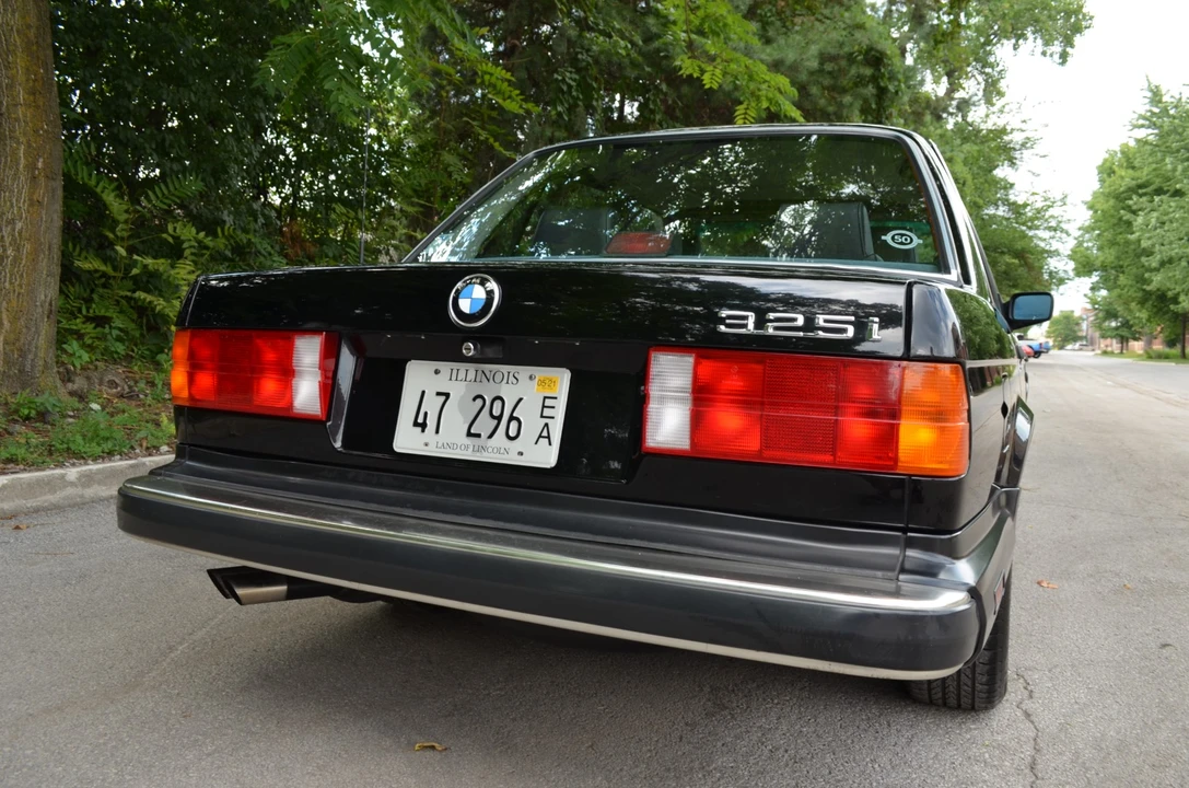 1987 BMW E30 3 Series - Image 13 of 31