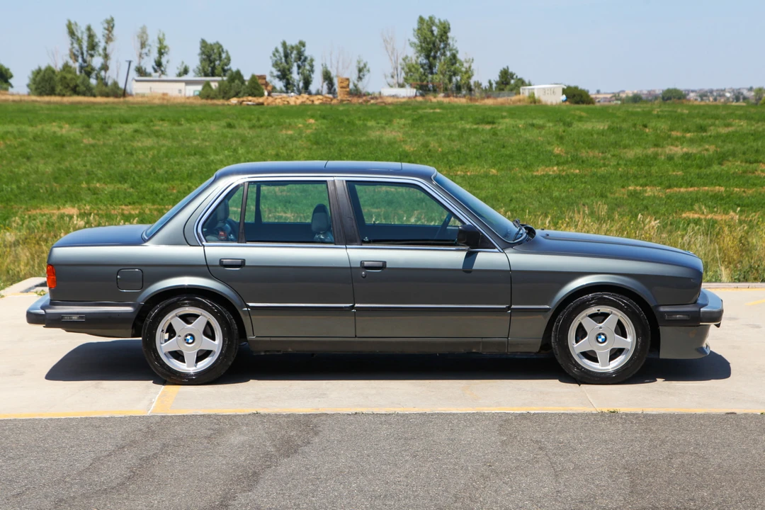 1987 BMW E30 3 Series - Image 4 of 31