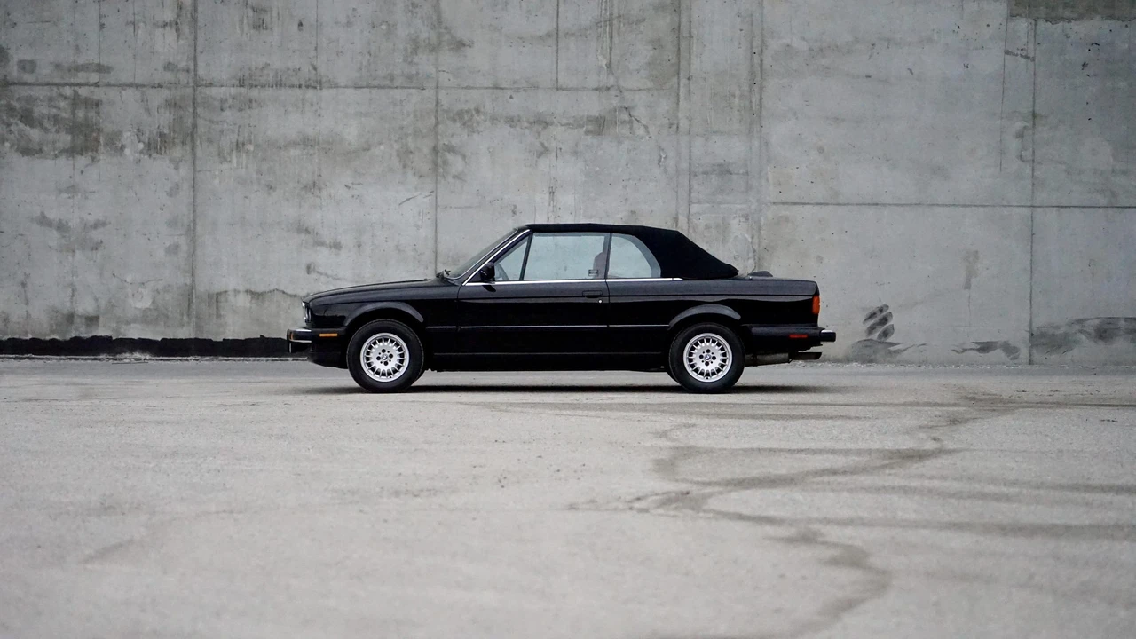 1987 BMW E30 3 Series - Image 30 of 31