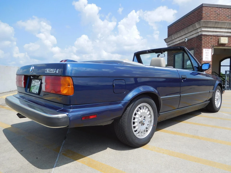 1987 BMW E30 3 Series - Image 17 of 31