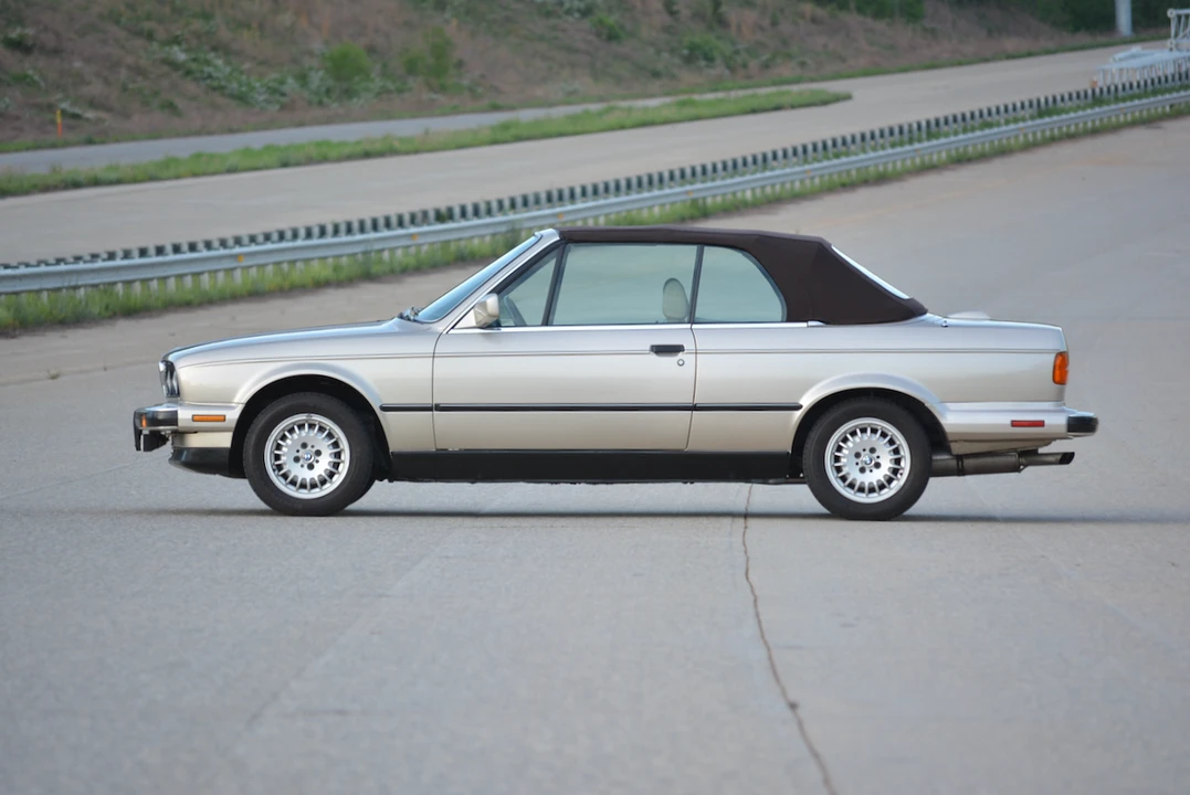 1987 BMW E30 3 Series - Image 16 of 31