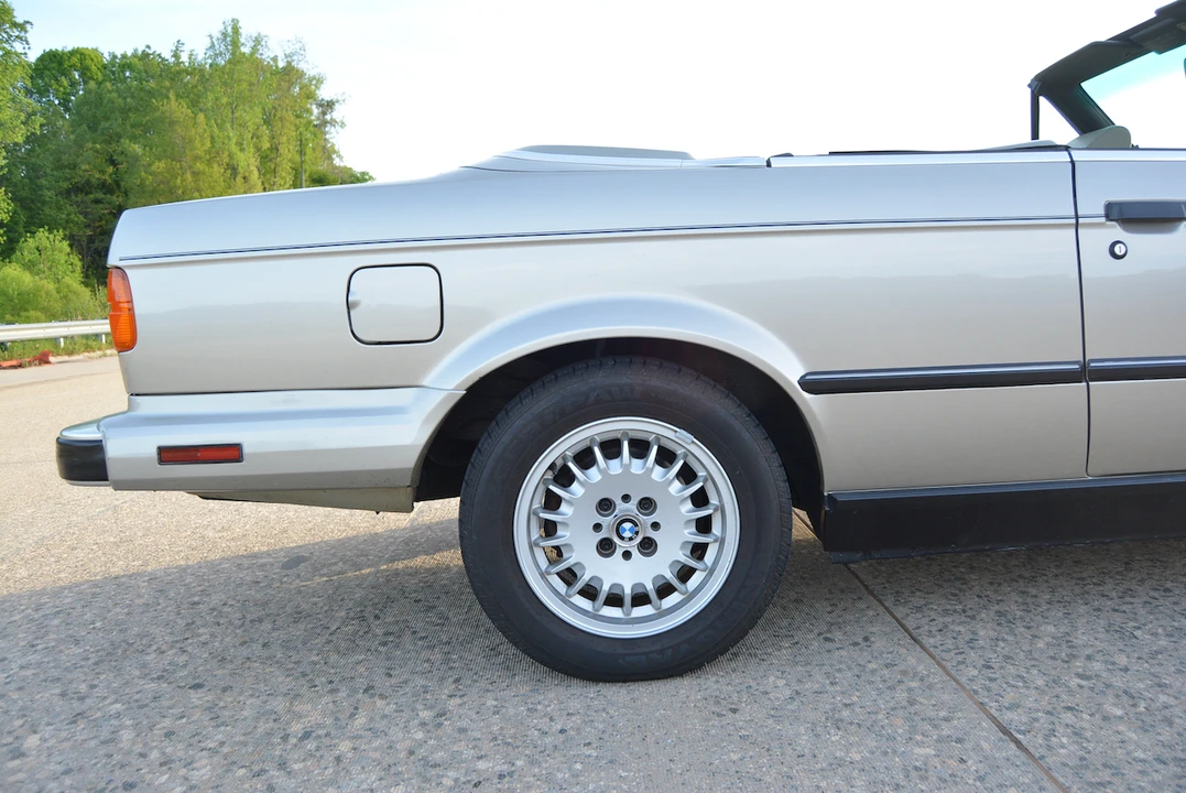 1987 BMW E30 3 Series - Image 27 of 31