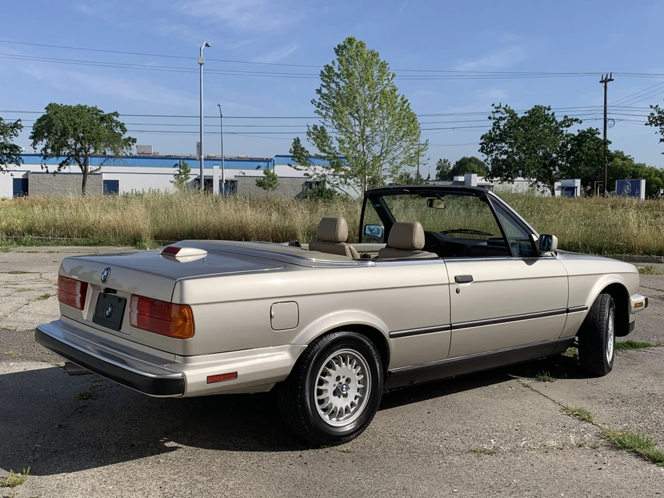1987 BMW E30 3 Series - Image 9 of 31