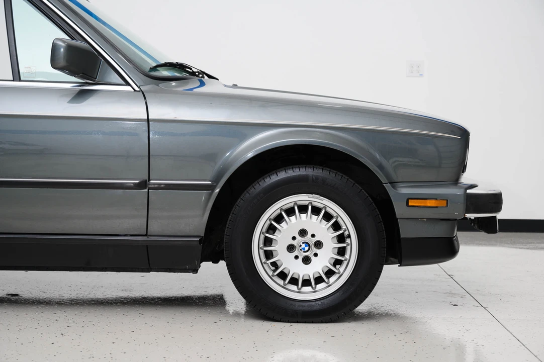 1987 BMW E30 3 Series - Image 25 of 31