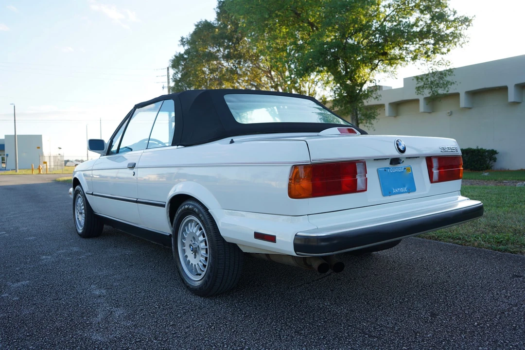 1987 BMW E30 3 Series - Image 11 of 31