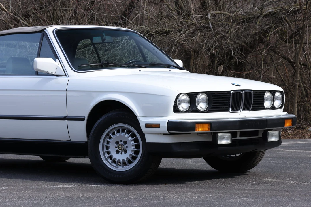 1987 BMW E30 3 Series - Image 14 of 31