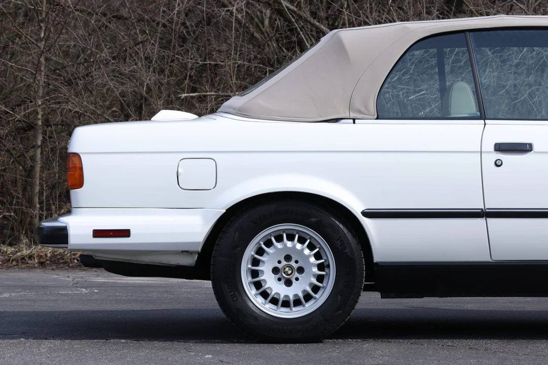 1987 BMW E30 3 Series - Image 16 of 31