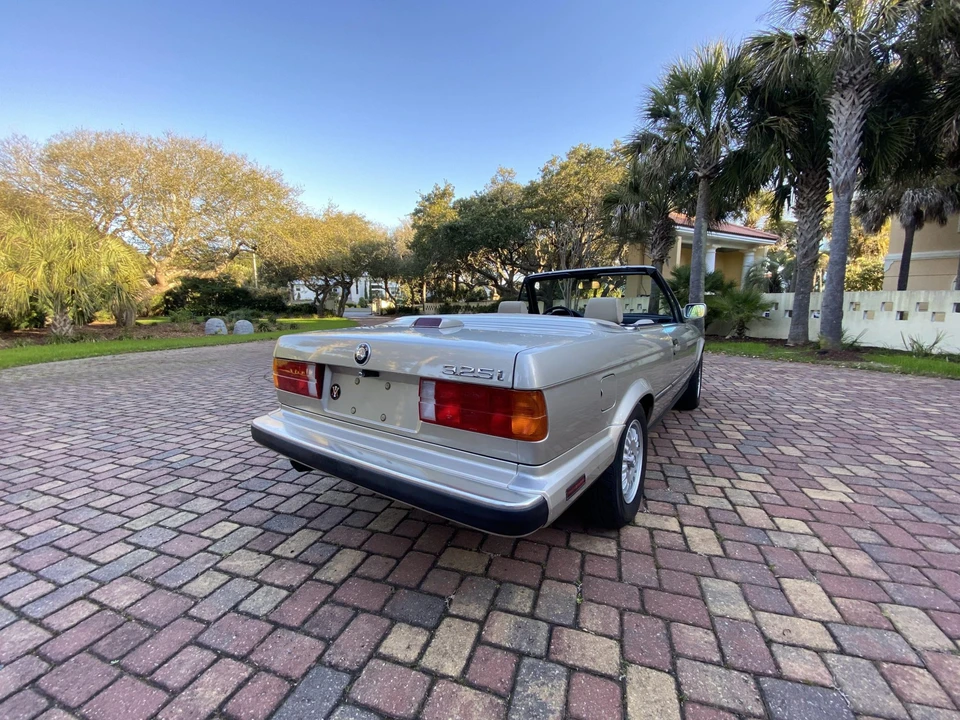 1987 BMW E30 3 Series - Image 25 of 31