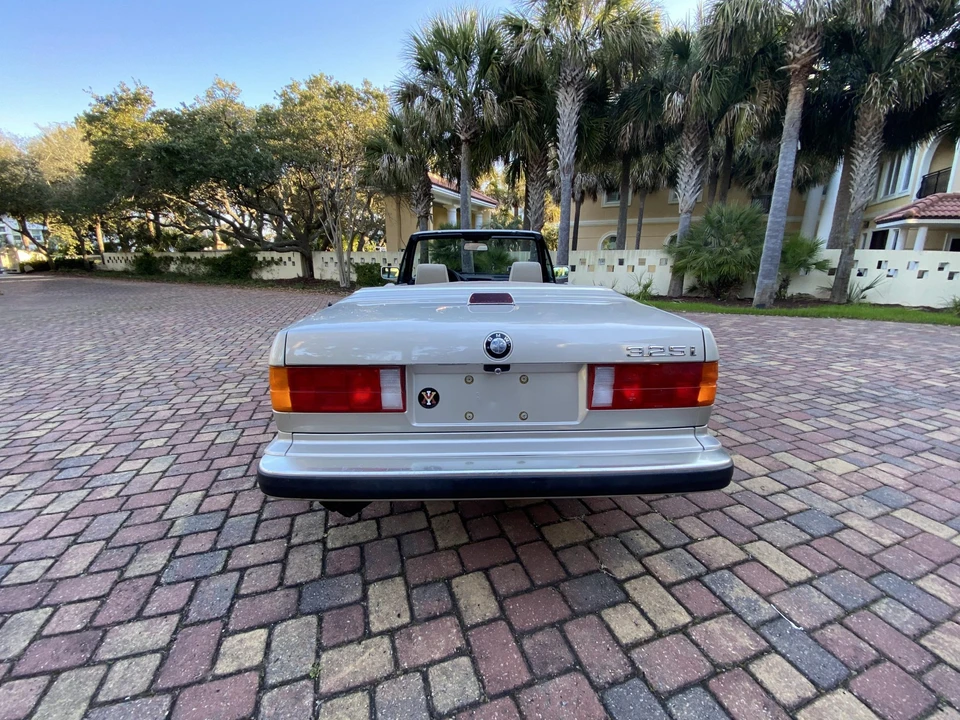 1987 BMW E30 3 Series - Image 23 of 31