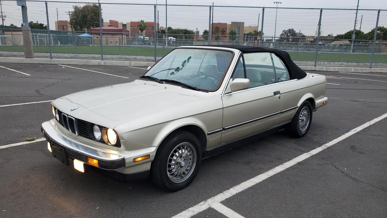 1987 BMW E30 3 Series - Image 21 of 31