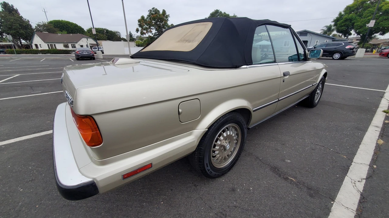 1987 BMW E30 3 Series - Image 28 of 31