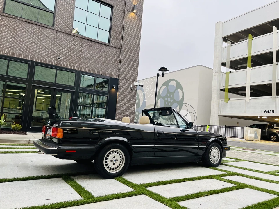 1987 BMW E30 3 Series - Image 11 of 31