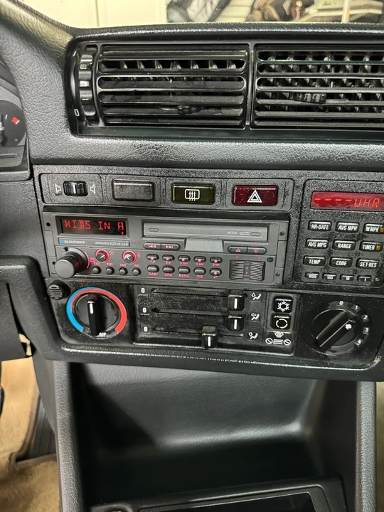 1987 BMW E30 3 Series - Image 27 of 31
