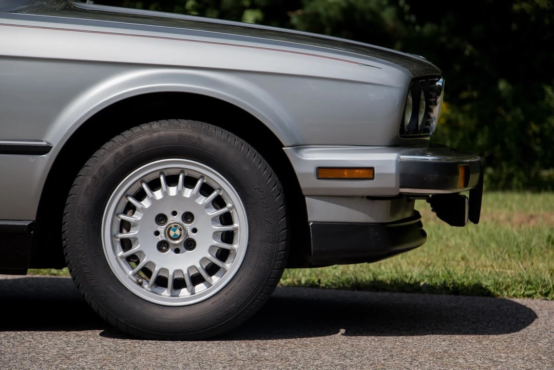 1987 BMW E30 3 Series - Image 30 of 31