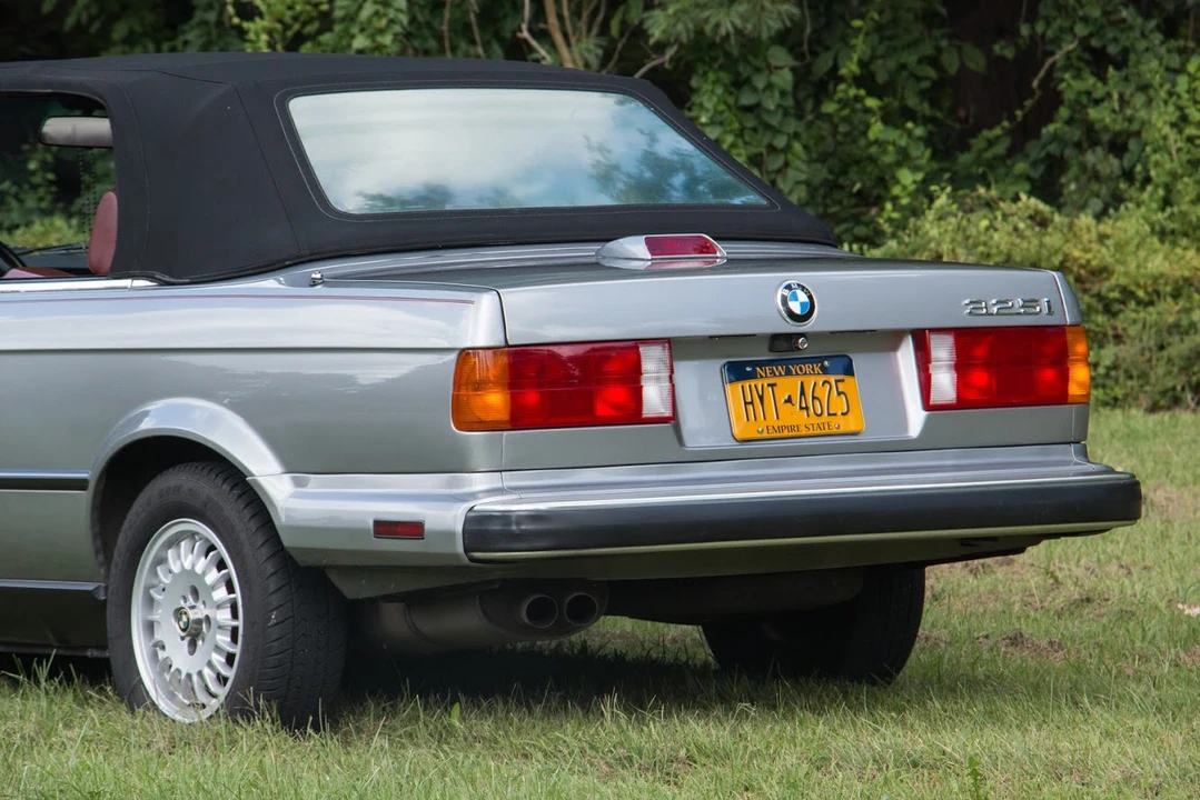 1987 BMW E30 3 Series - Image 14 of 31