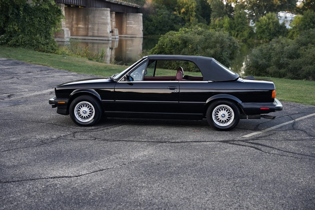 1987 BMW E30 3 Series - Image 4 of 31