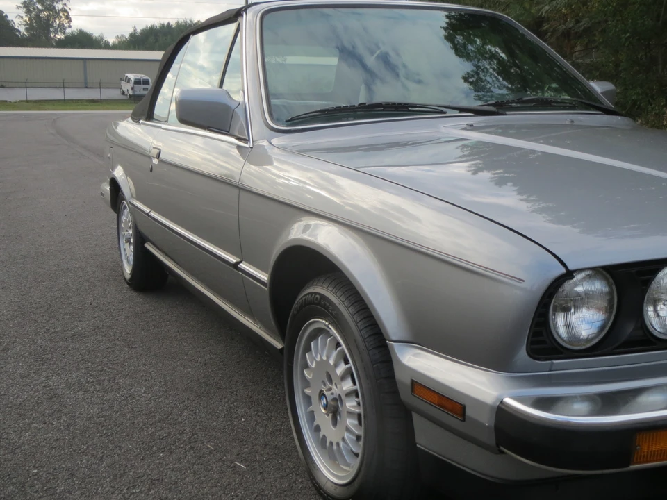 1987 BMW E30 3 Series - Image 13 of 31