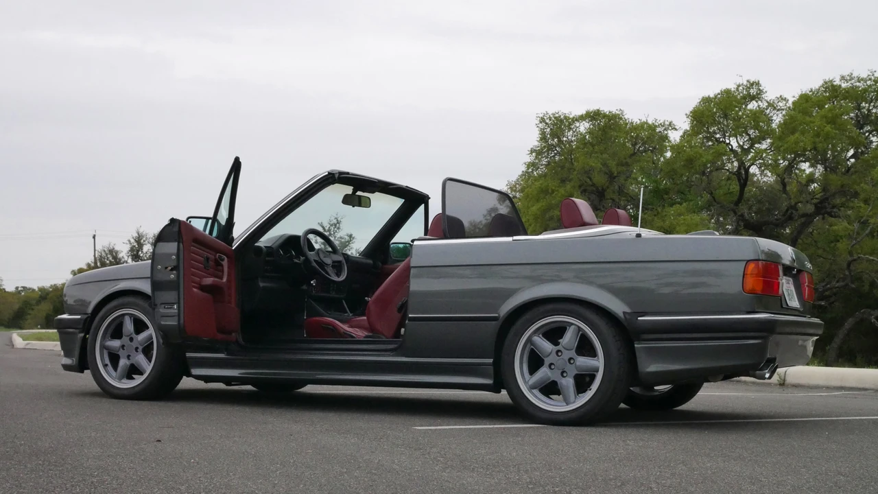 1987 BMW E30 3 Series - Image 11 of 31