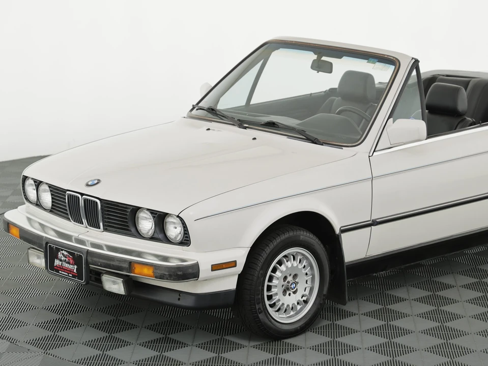 1987 BMW E30 3 Series - Image 14 of 31