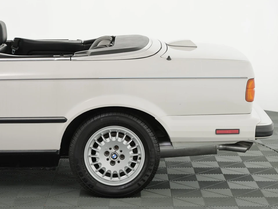 1987 BMW E30 3 Series - Image 17 of 31
