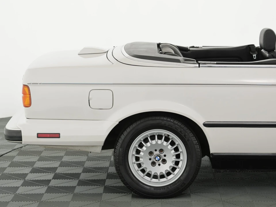 1987 BMW E30 3 Series - Image 18 of 31