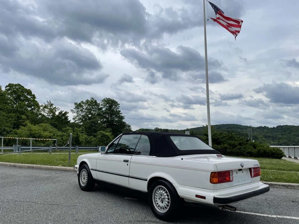 1987 BMW E30 3 Series - Image 16 of 31