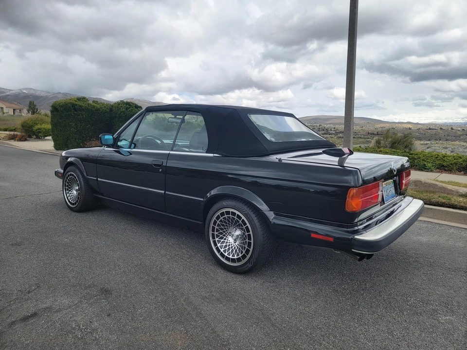 1987 BMW E30 3 Series - Image 23 of 31