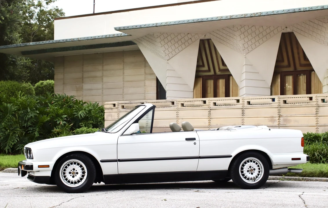 1987 BMW E30 3 Series - Image 14 of 31