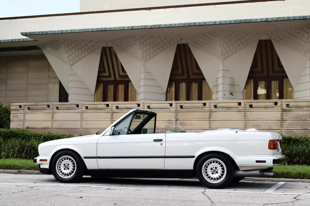 1987 BMW E30 3 Series - Image 16 of 31
