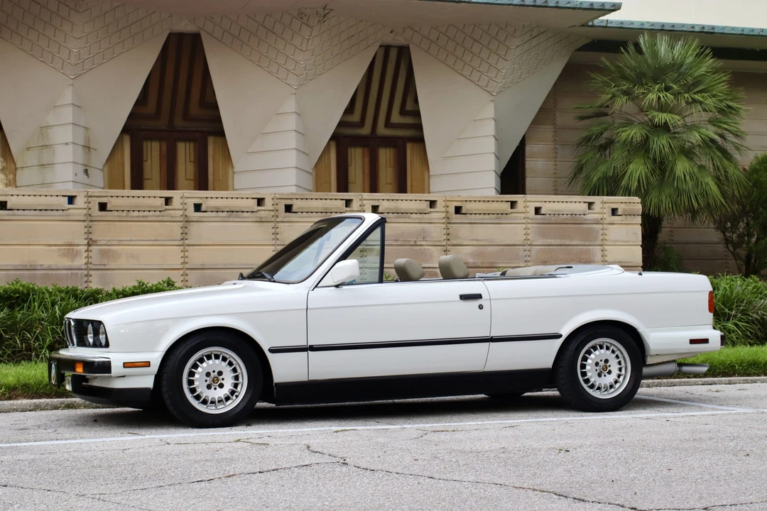 1987 BMW E30 3 Series - Image 11 of 31