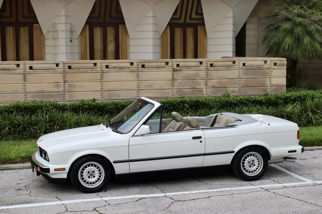 1987 BMW E30 3 Series - Image 12 of 31