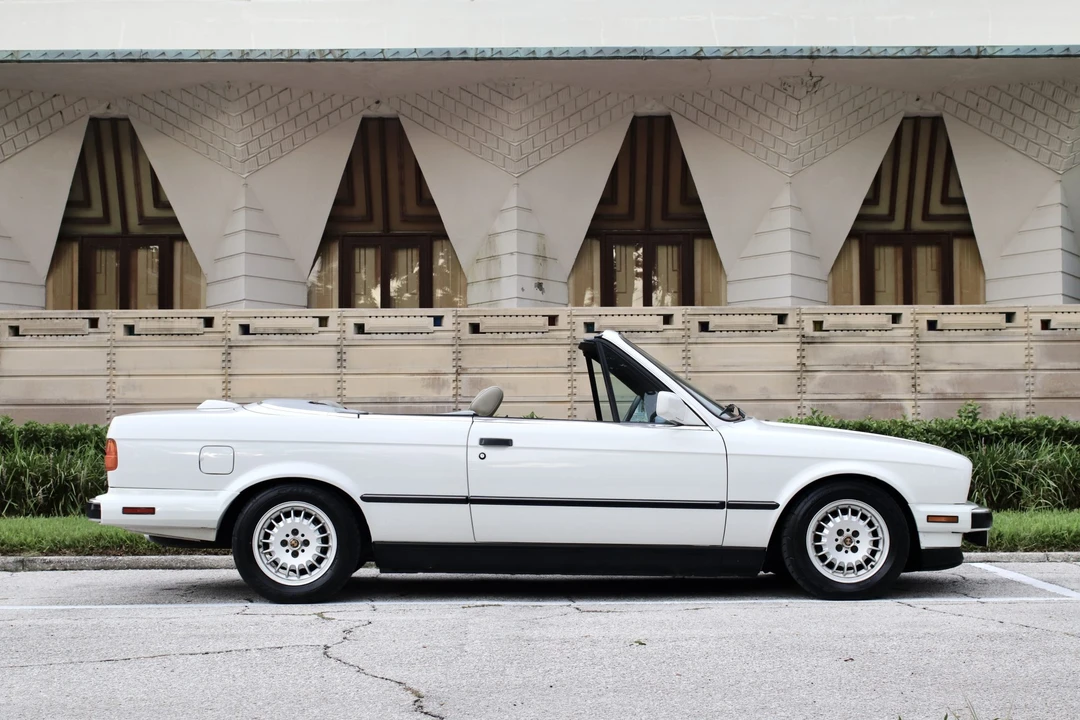 1987 BMW E30 3 Series - Image 27 of 31