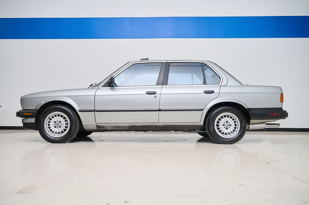 1987 BMW E30 3 Series - Image 8 of 31