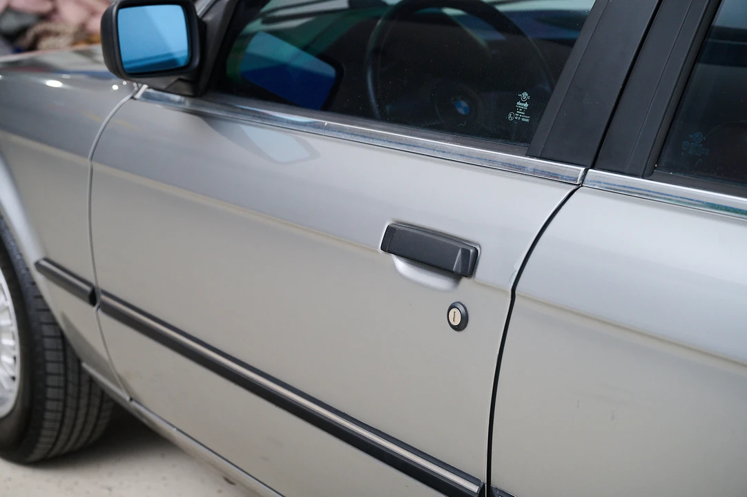 1987 BMW E30 3 Series - Image 25 of 31