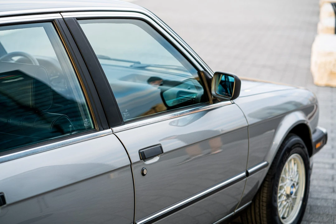 1987 BMW E30 3 Series - Image 19 of 31