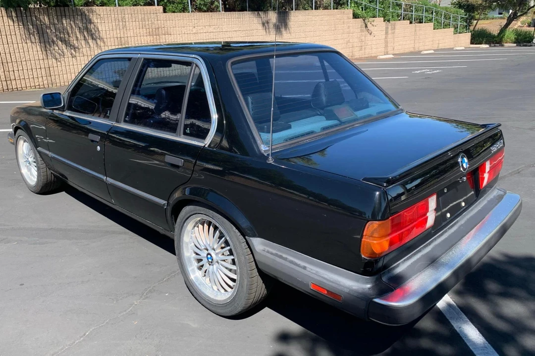 1987 BMW E30 3 Series - Image 4 of 27