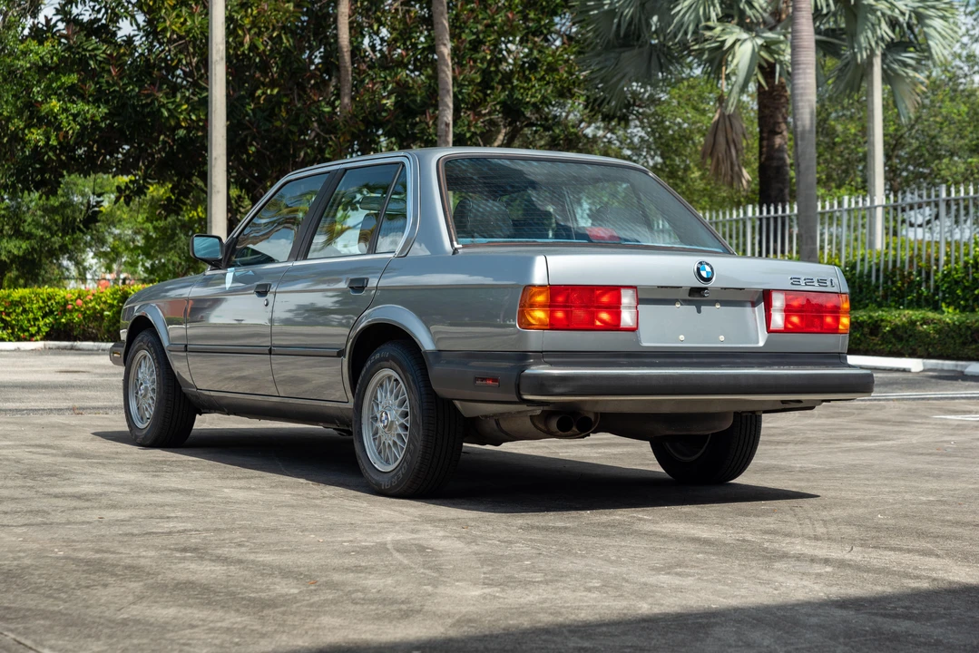 1987 BMW E30 3 Series - Image 11 of 31
